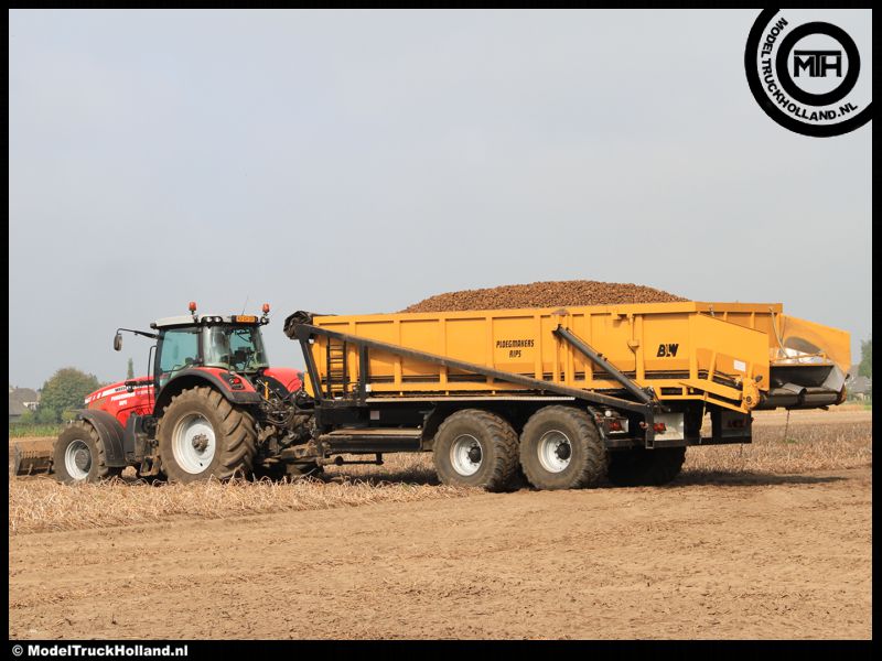 Aardappels Rooien 27sept2014 Aardappels Rooien 27sept2014