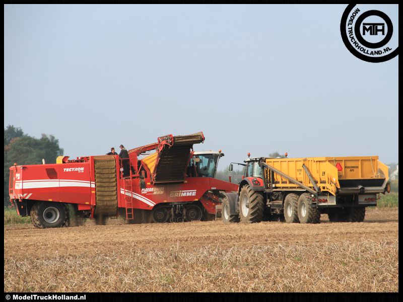 Aardappels Rooien 27sept2014 Aardappels Rooien 27sept2014