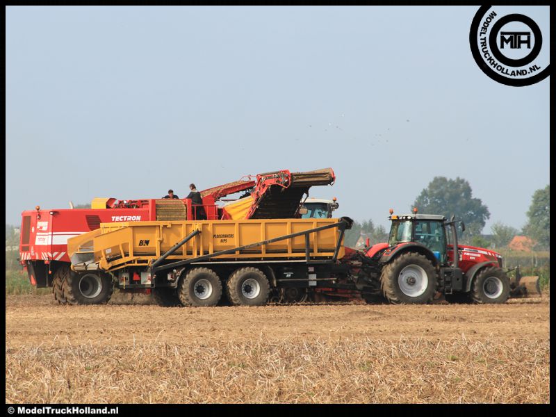 Aardappels Rooien 27sept2014 Aardappels Rooien 27sept2014